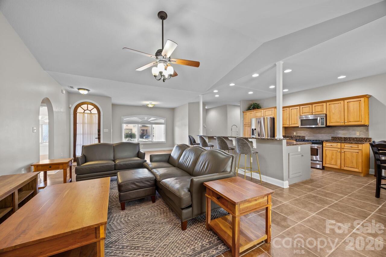 Listing Photo 22