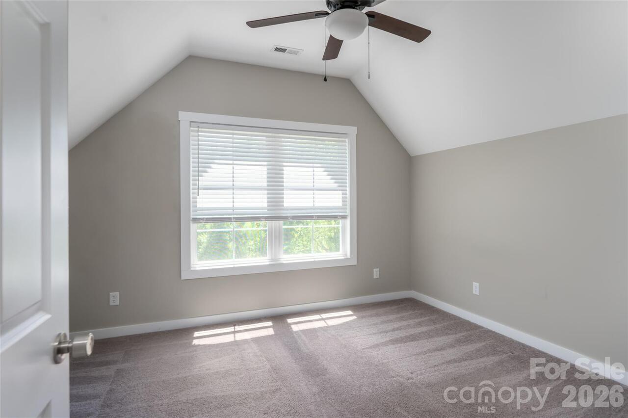 Listing Photo 25