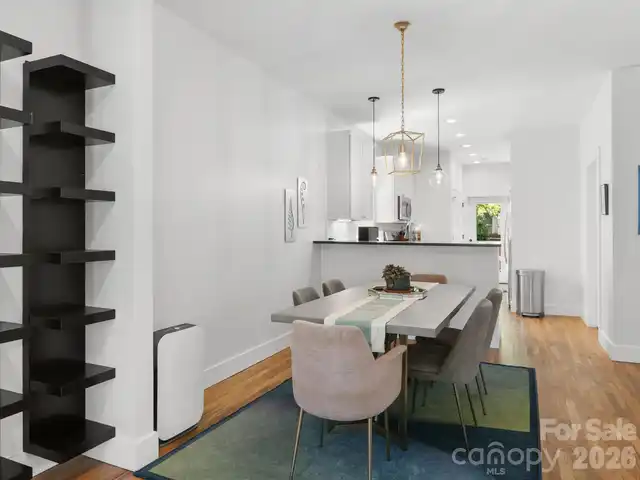 Listing Photo 10