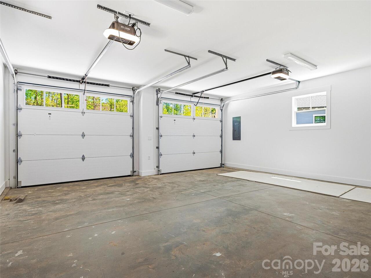 Listing Photo 18