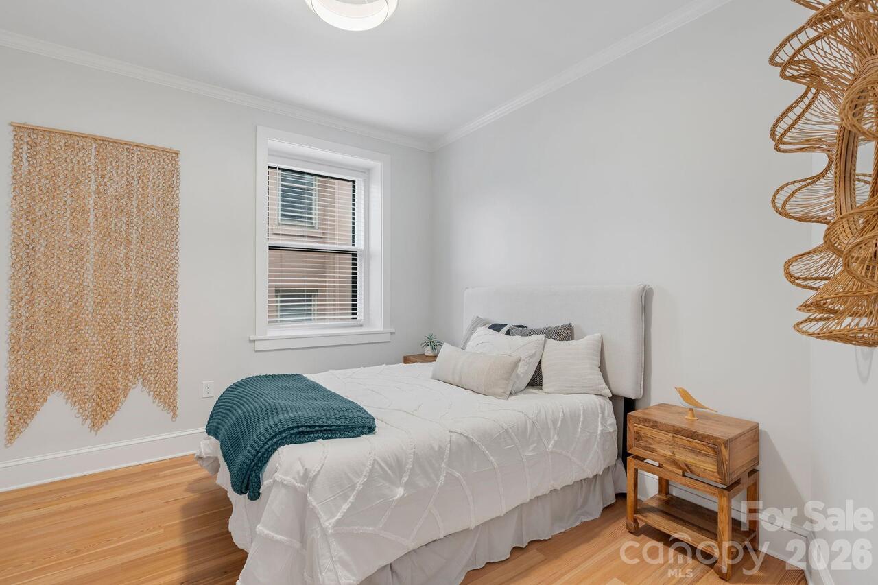 Listing Photo 22