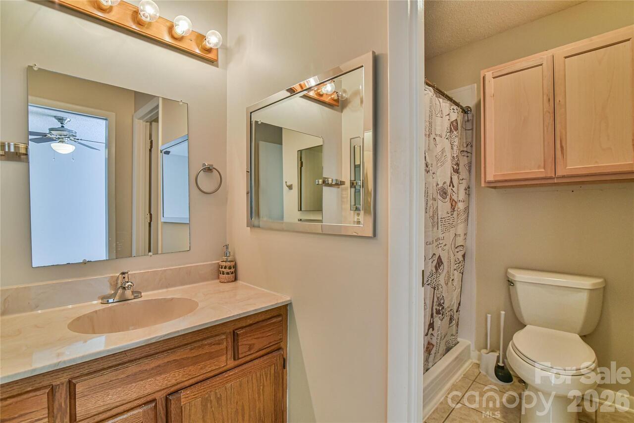 Listing Photo 18