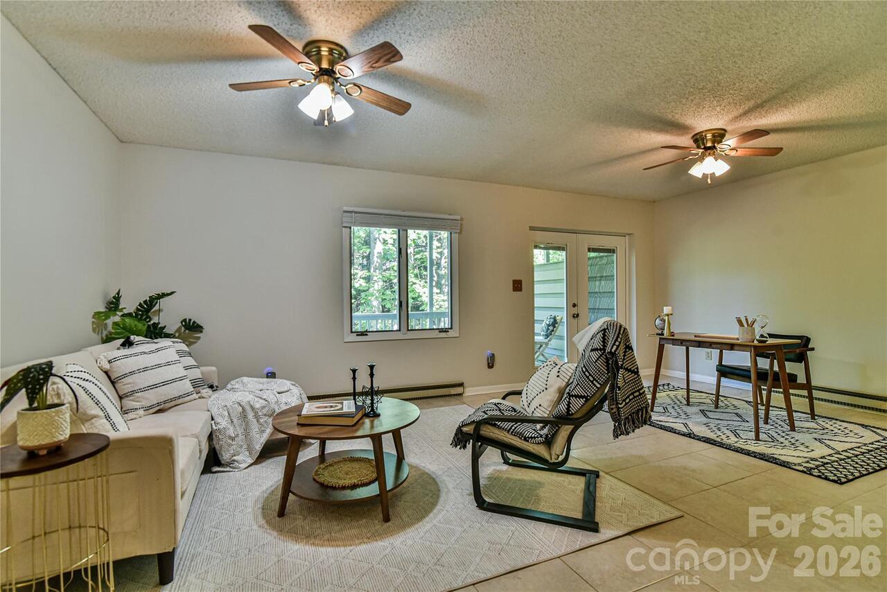 Listing Photo 22