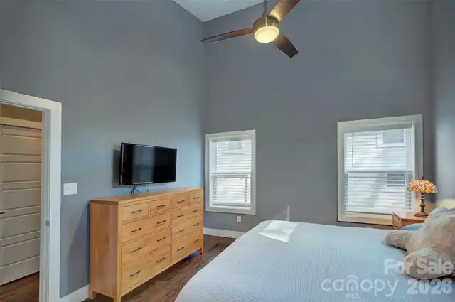 Listing Photo 15