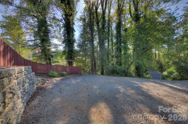 Listing Photo 32