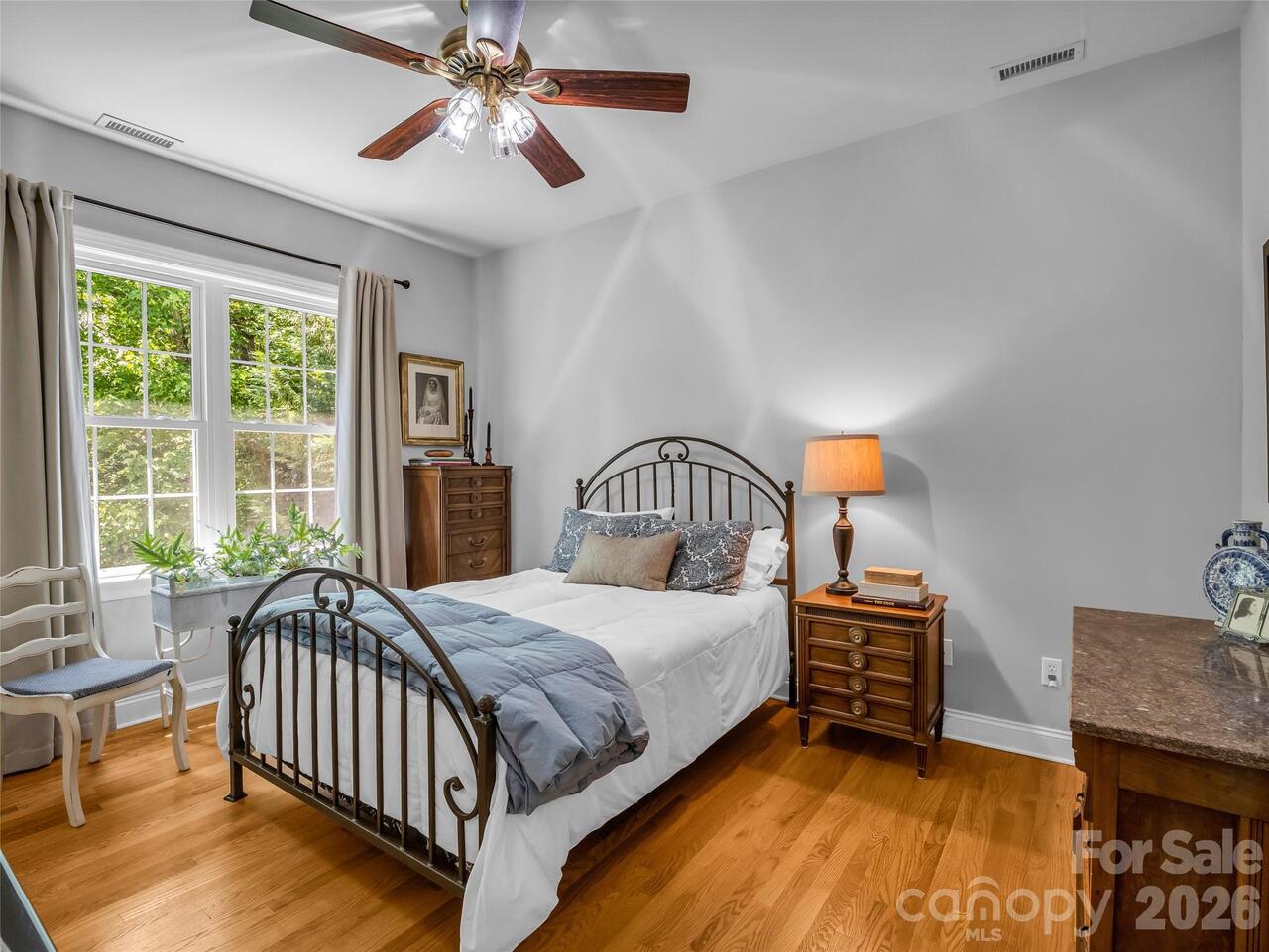 Listing Photo 25