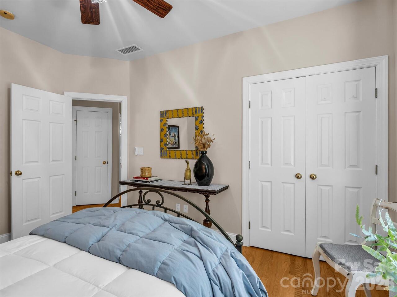 Listing Photo 26