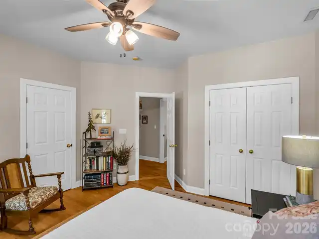 Listing Photo 24
