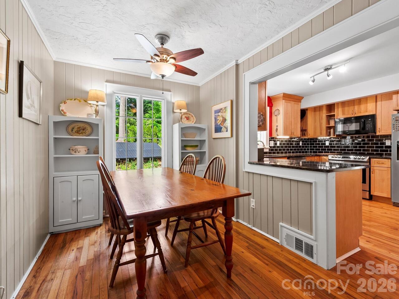 Listing Photo 15