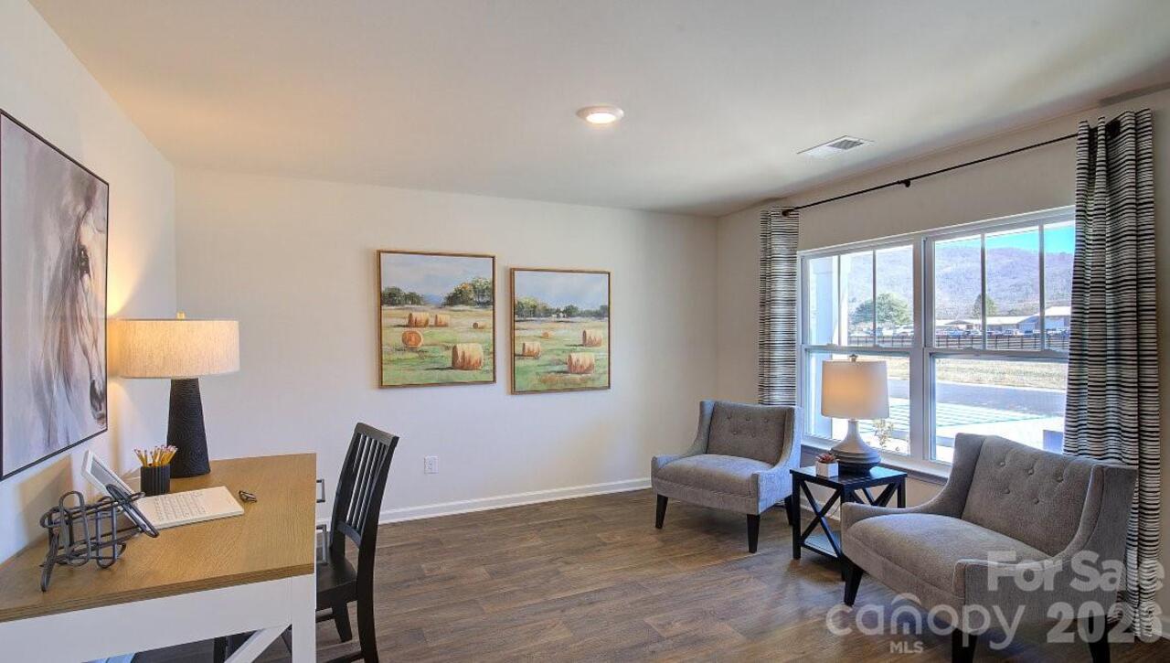 Listing Photo 15