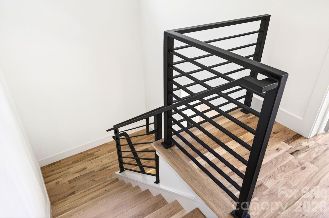Listing Photo 25