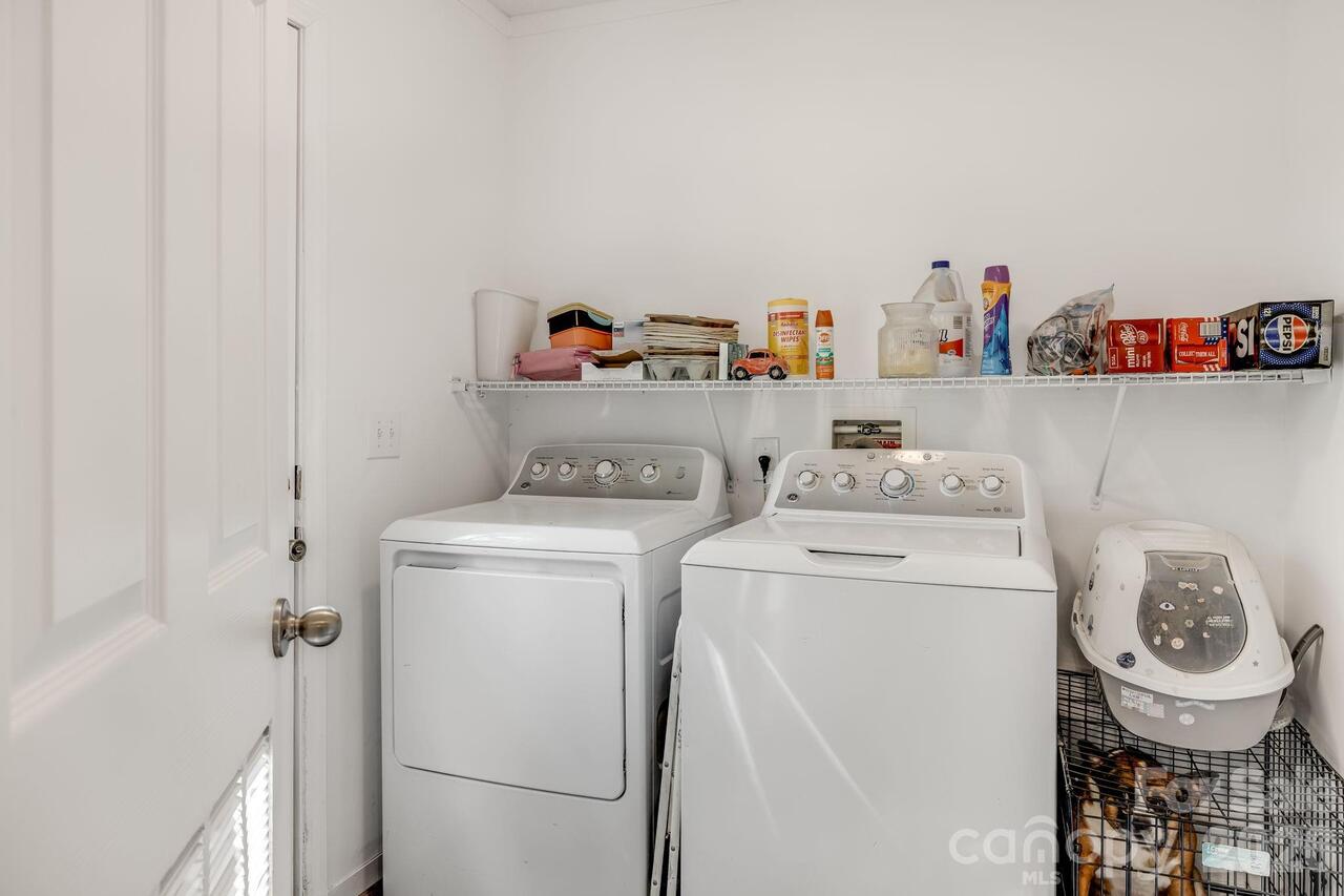 Listing Photo 15