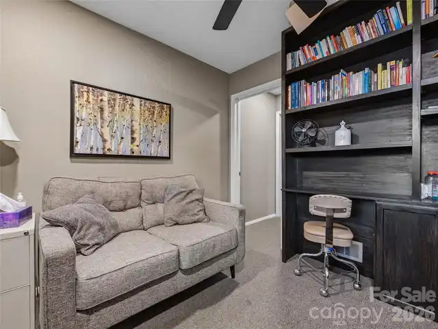 Listing Photo 11