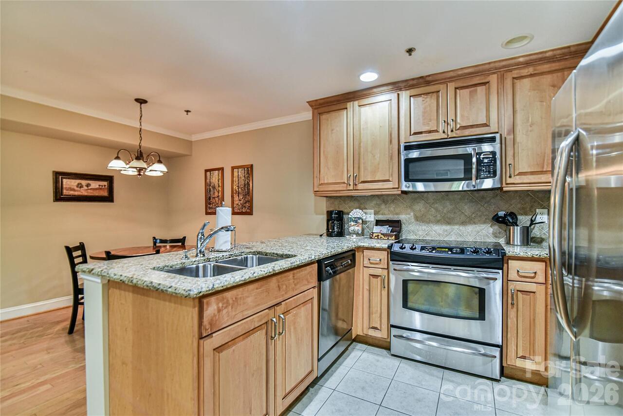 Listing Photo 8