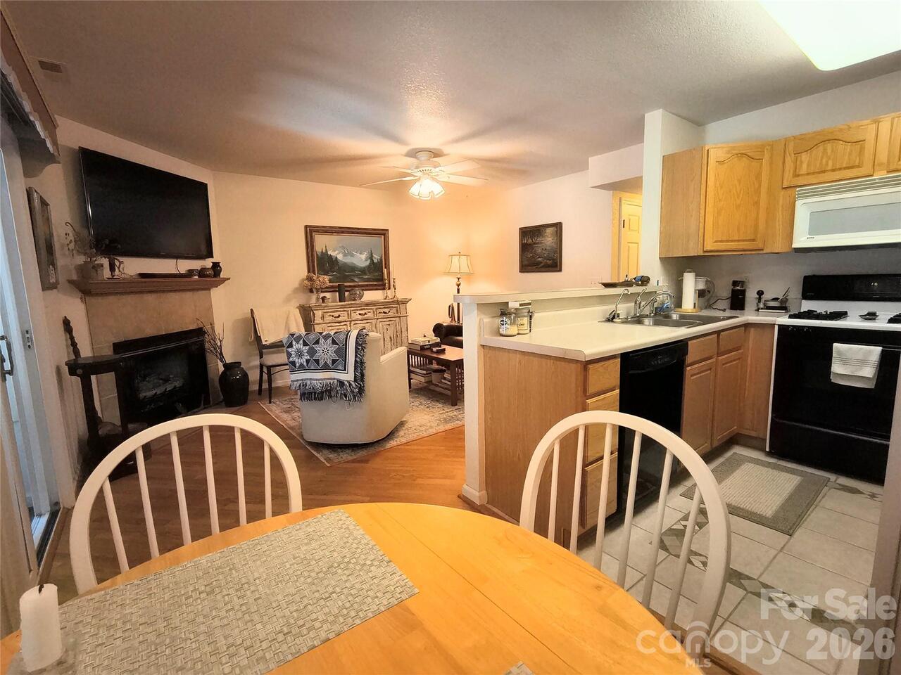 Listing Photo 15