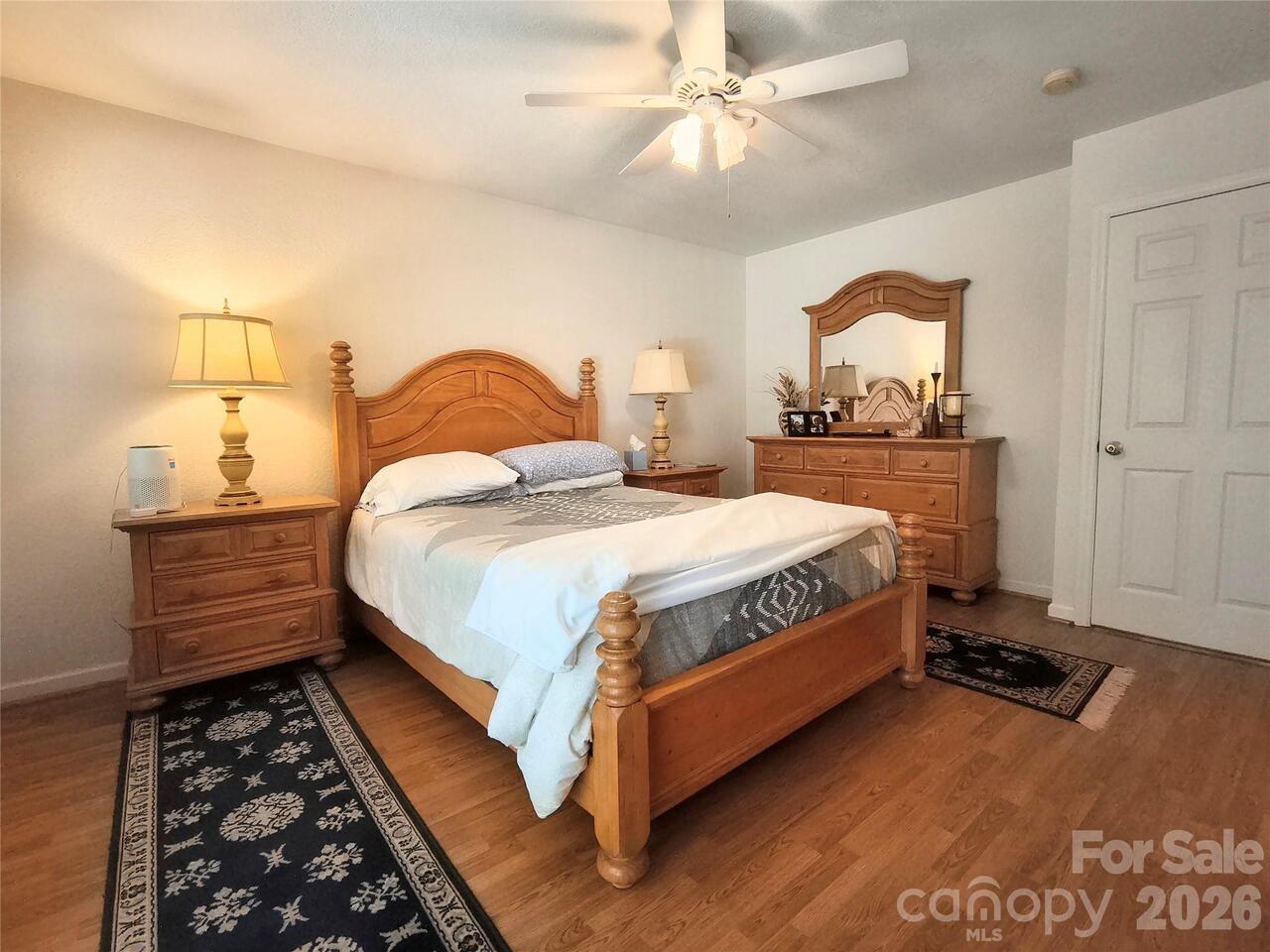Listing Photo 23