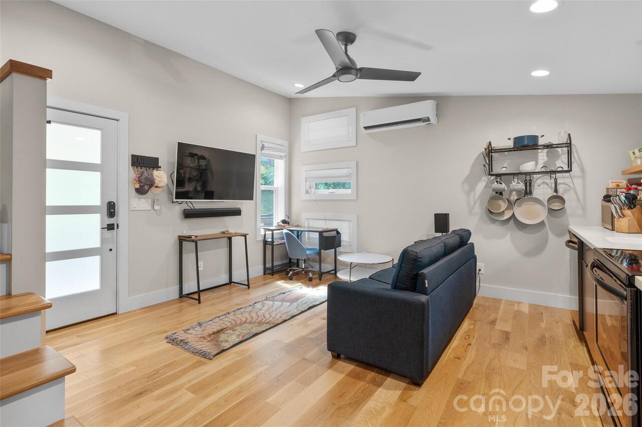 Listing Photo 28