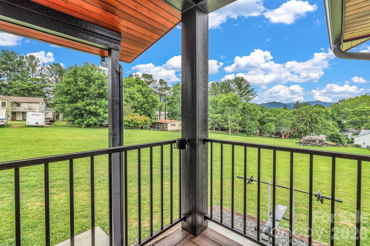 Listing Photo 18