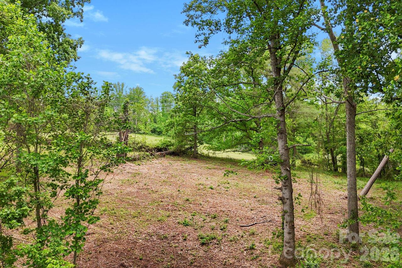 Listing Photo 13