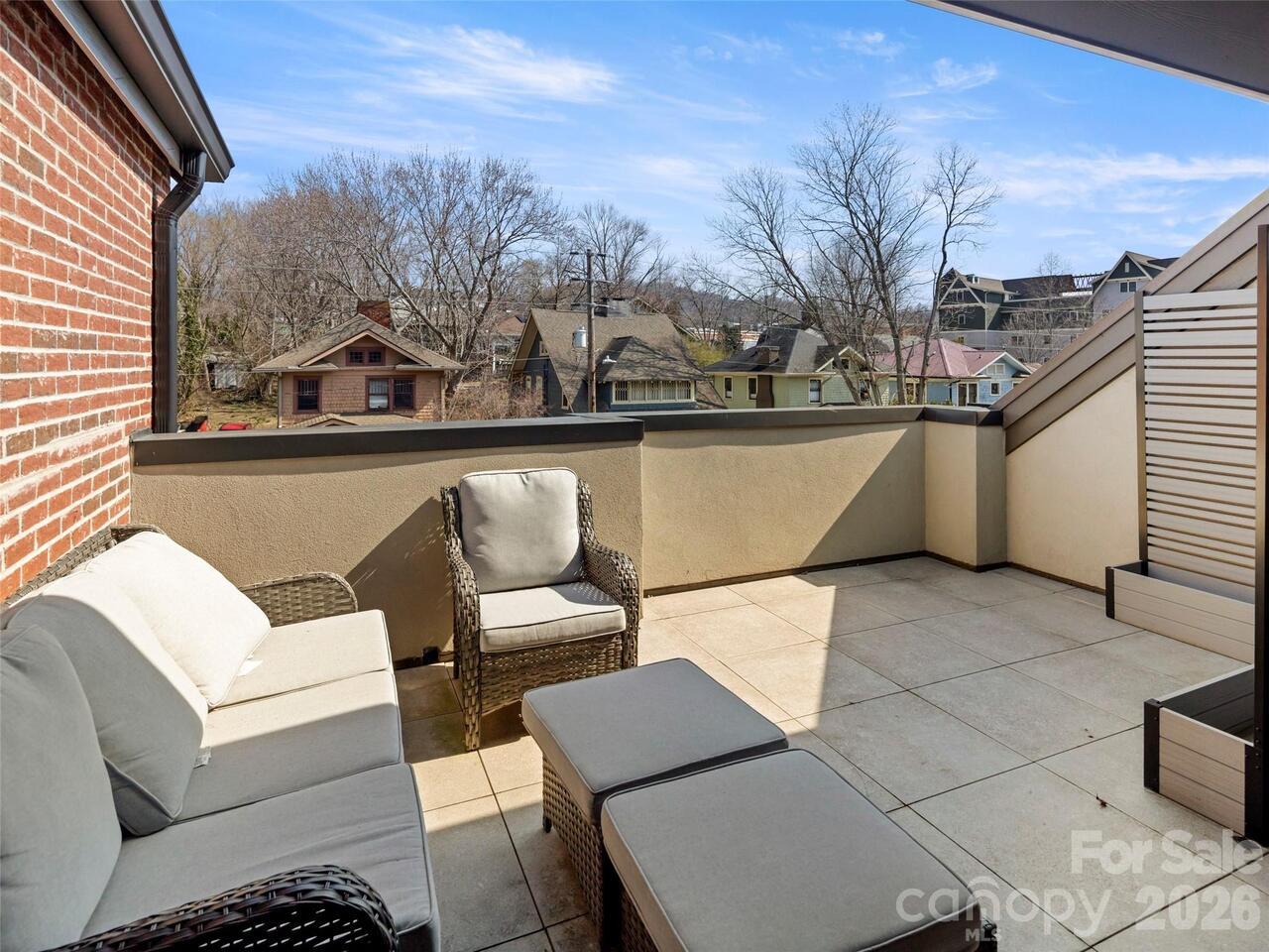 Listing Photo 16