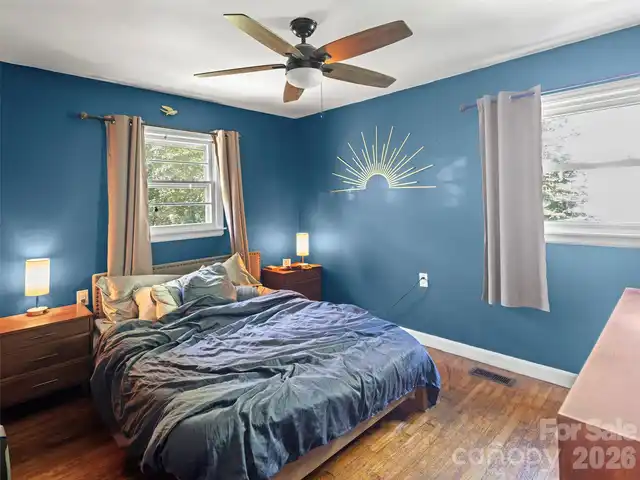 Listing Photo 15