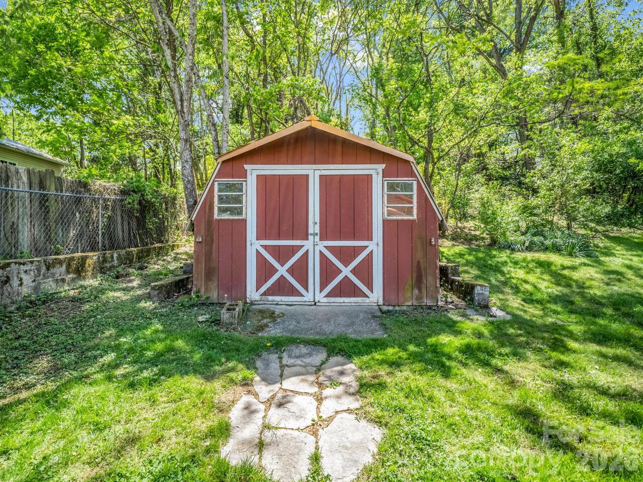 Listing Photo 25