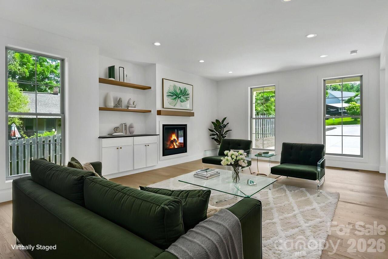 Listing Photo 8