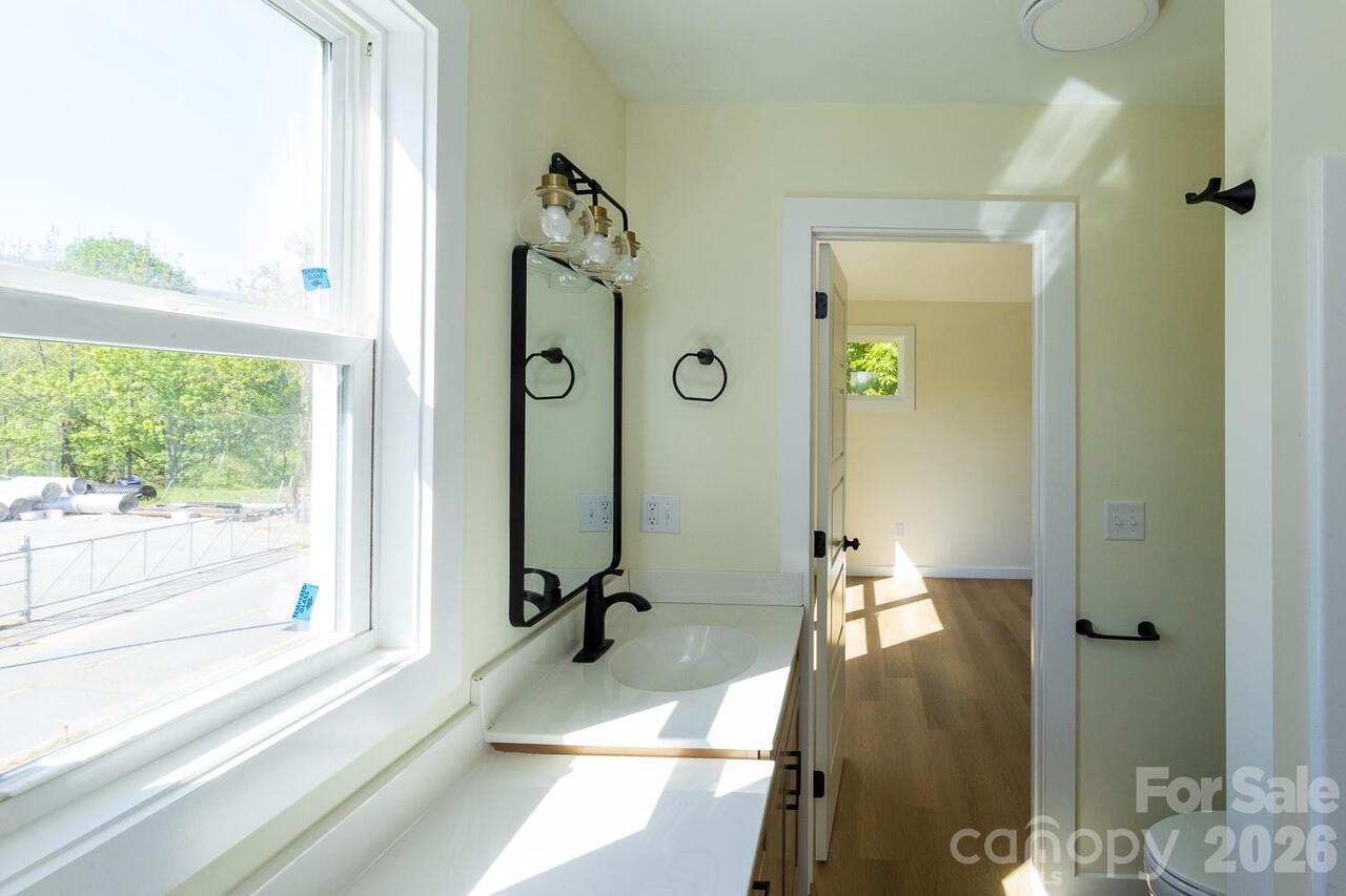 Listing Photo 13