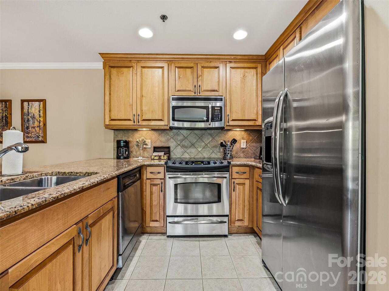 Listing Photo 6