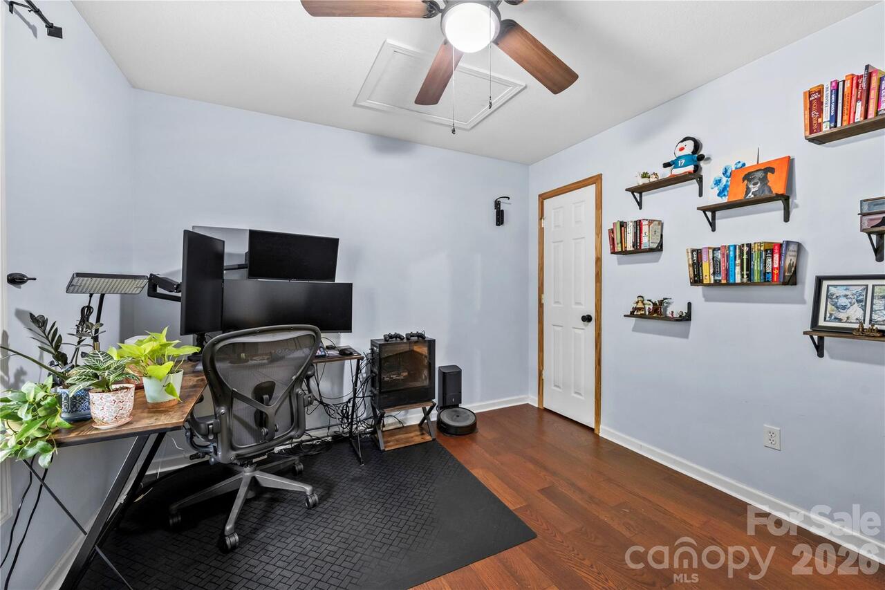 Listing Photo 20
