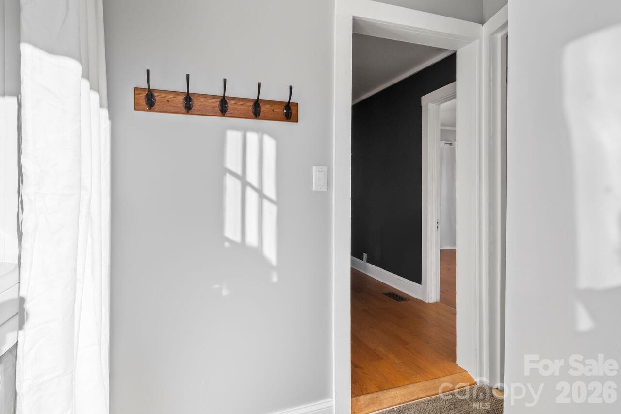 Listing Photo 7