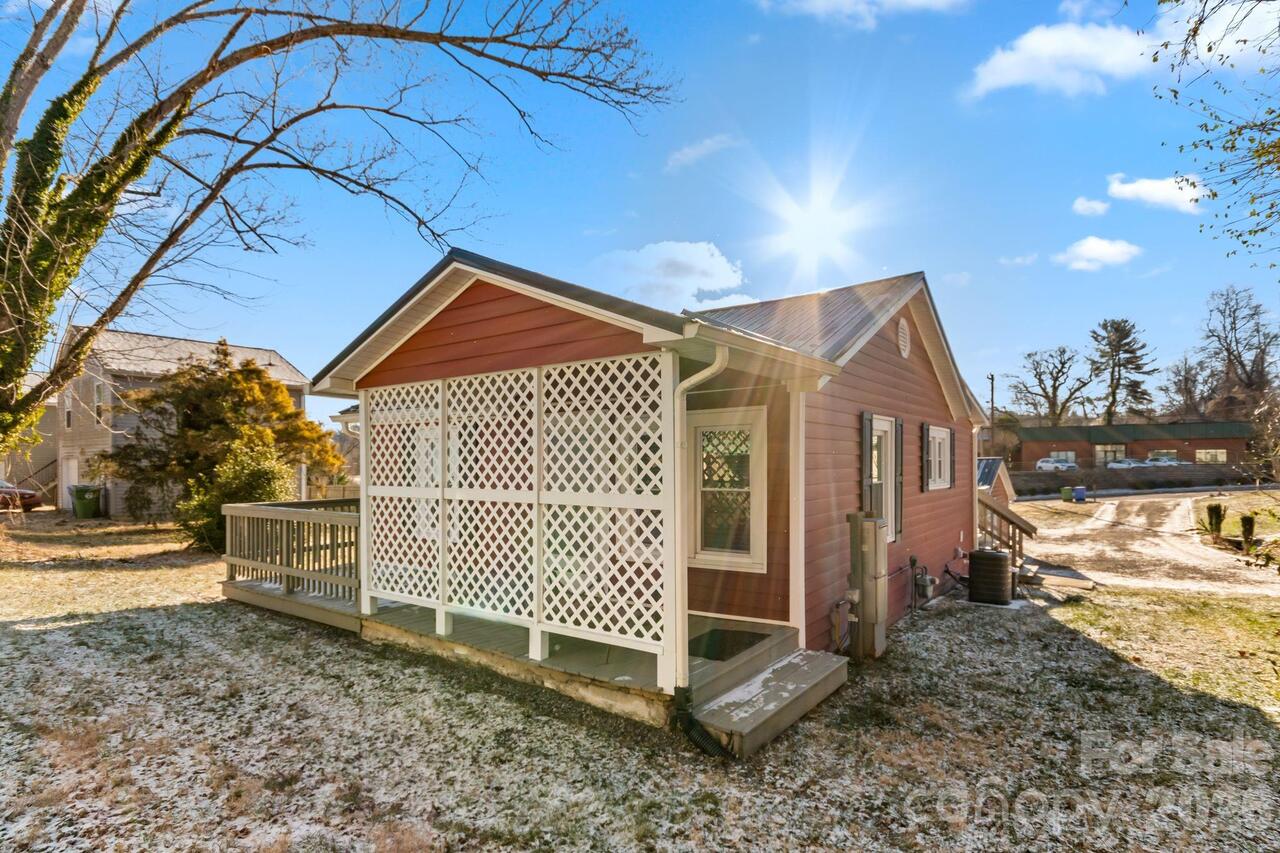 Listing Photo 24
