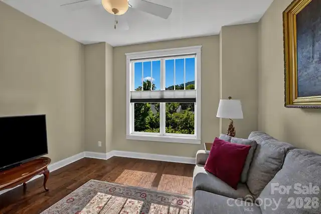 Listing Photo 26