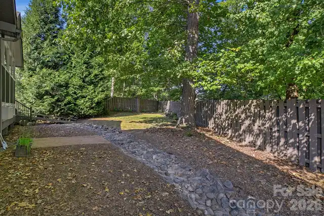 Listing Photo 33