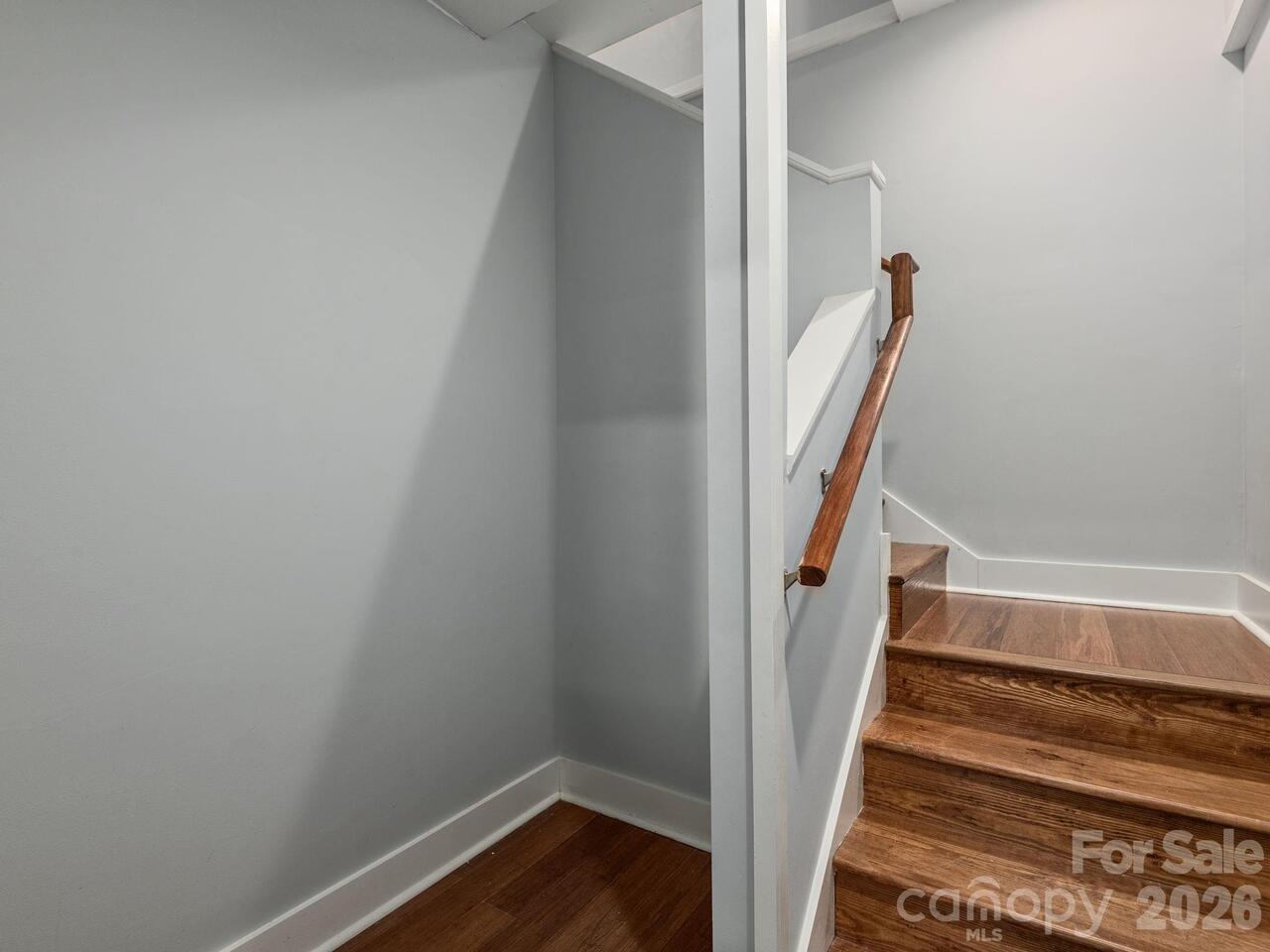 Listing Photo 23
