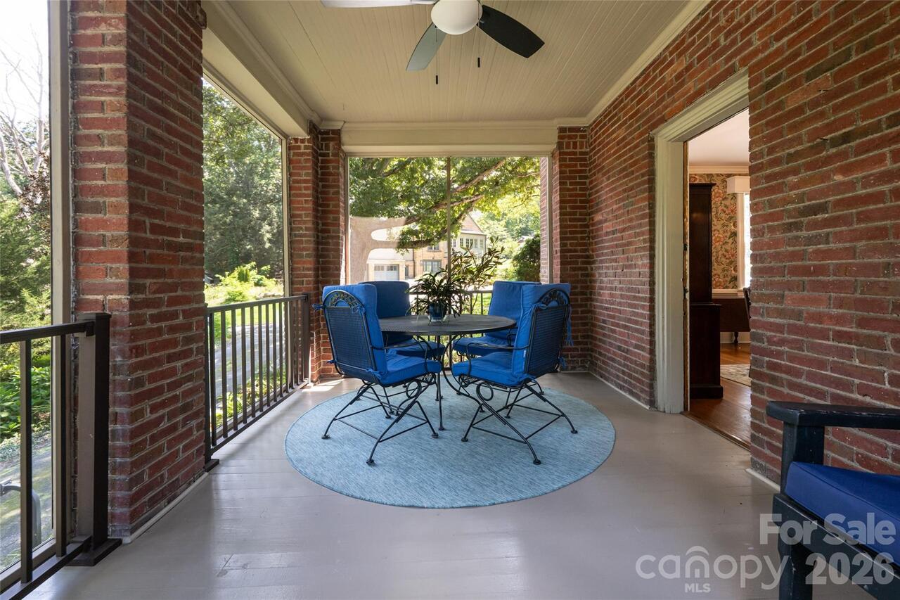 Listing Photo 14
