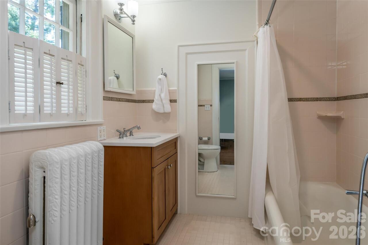 Listing Photo 22