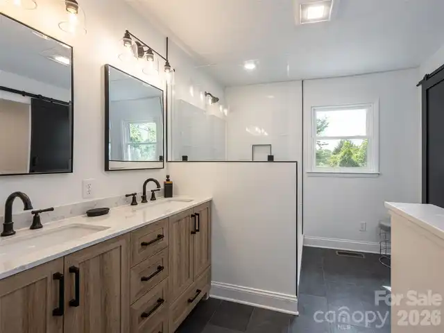 Listing Photo 20