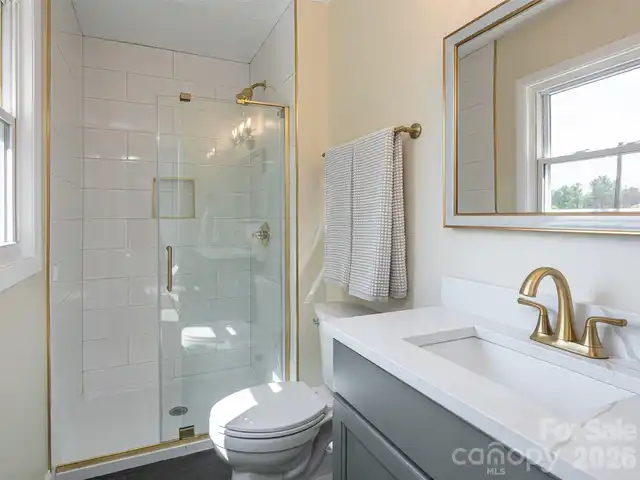 Listing Photo 29