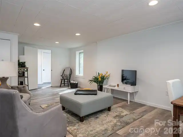 Listing Photo 31