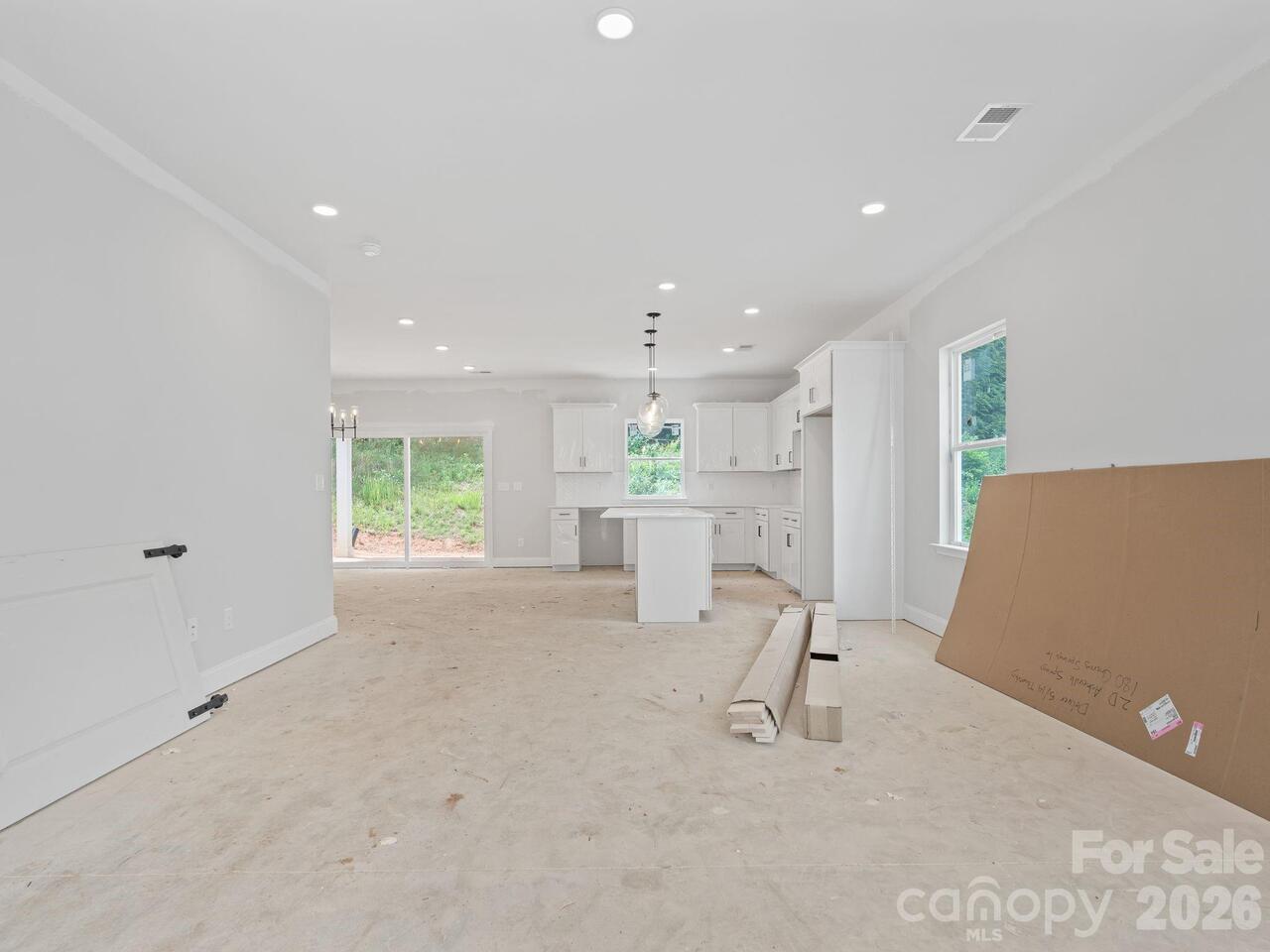 Listing Photo 14