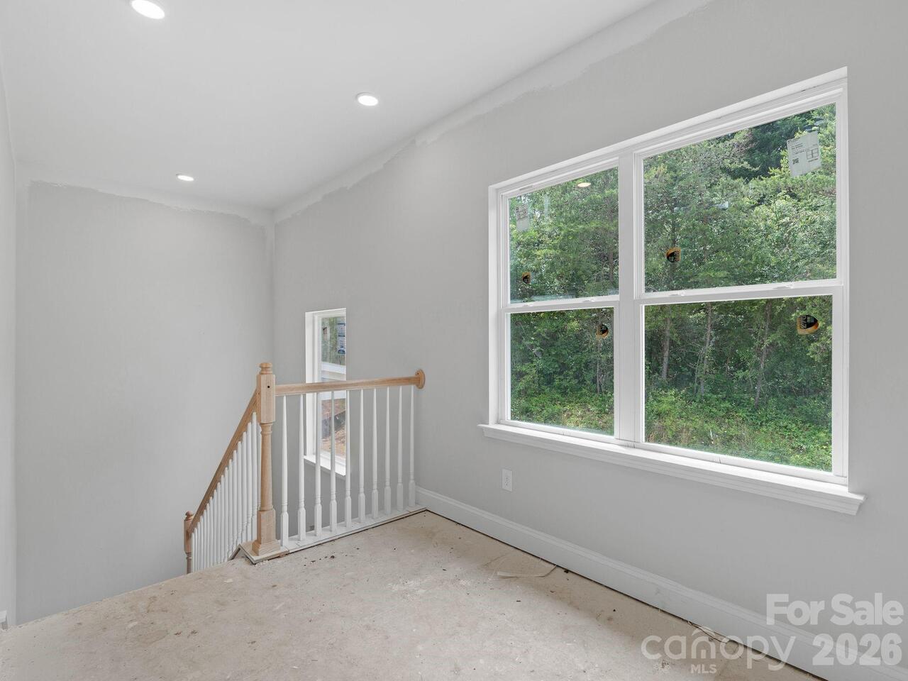 Listing Photo 17