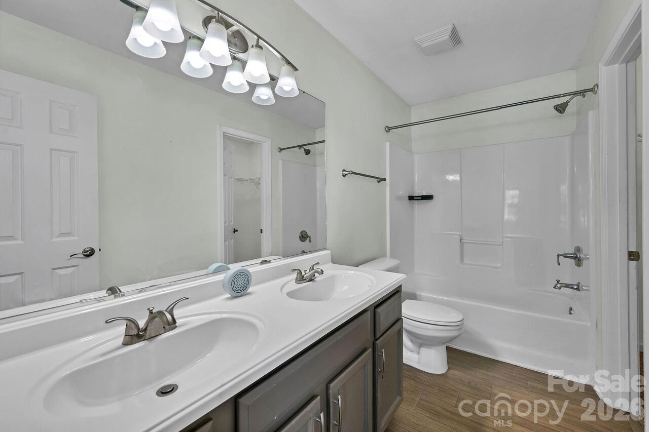 Listing Photo 19
