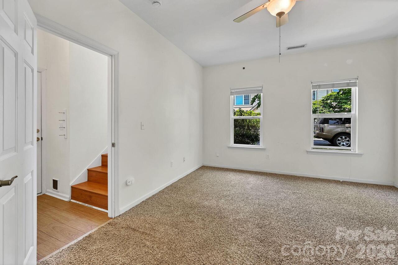 Listing Photo 23