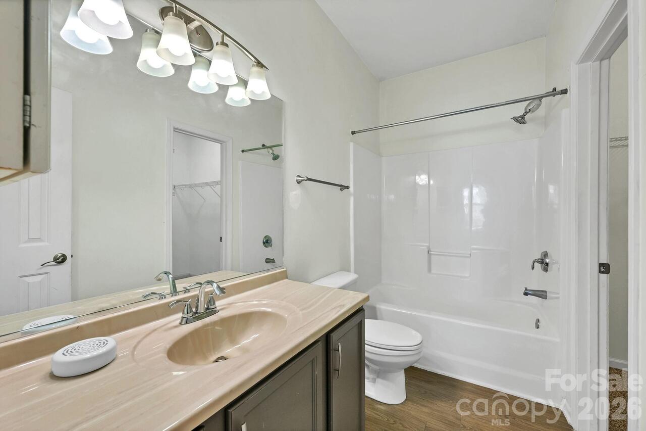 Listing Photo 25