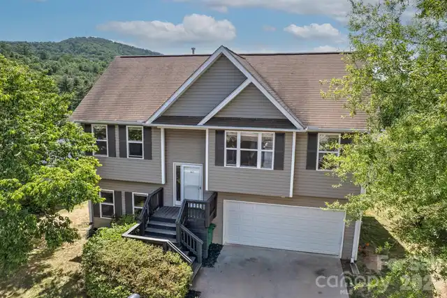 Listing Photo 15