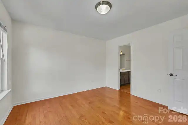 Listing Photo 19