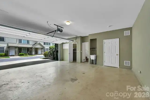 Listing Photo 28