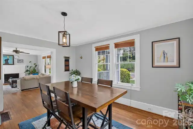 Listing Photo 10