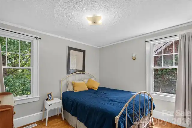 Listing Photo 18
